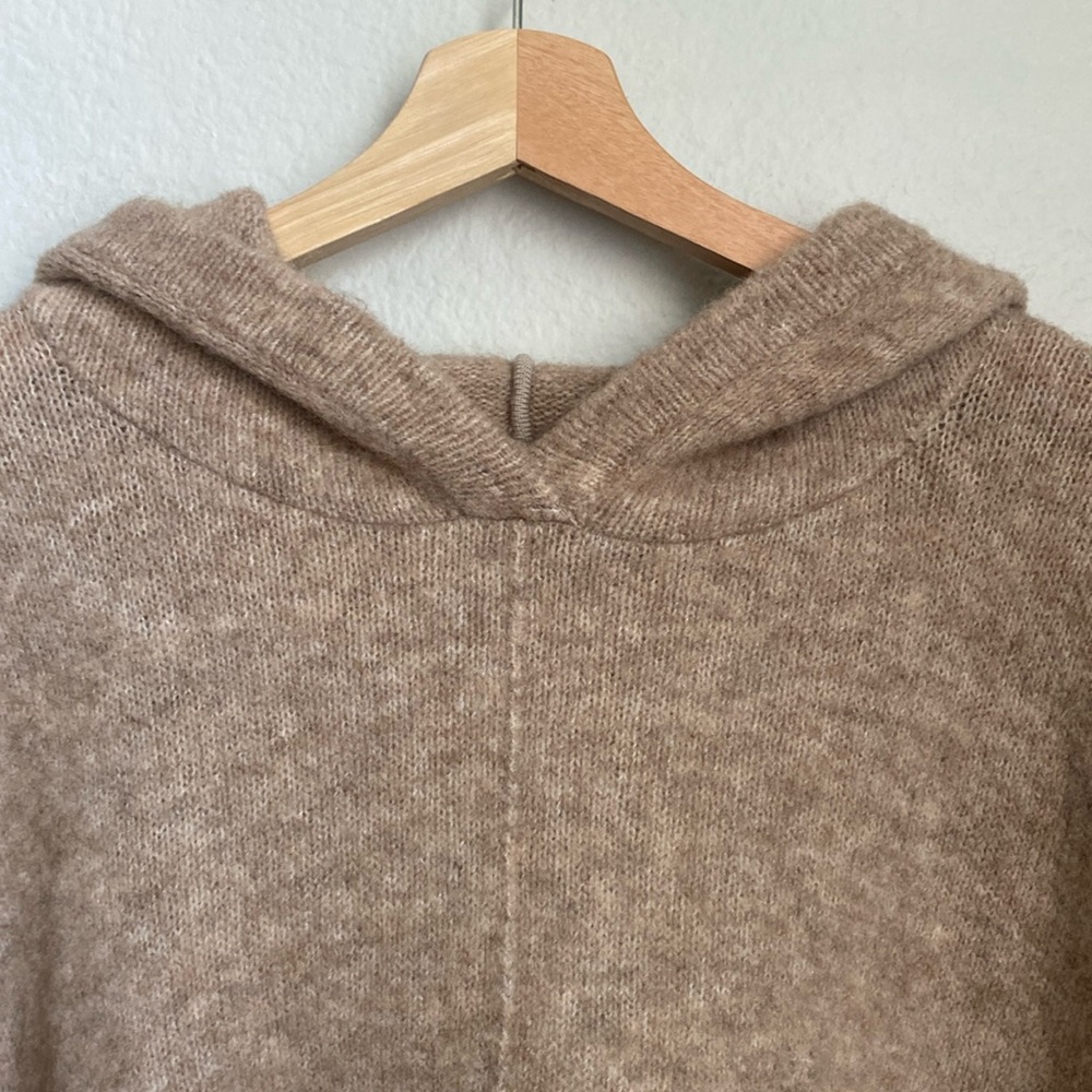 Alice + Olivia Poncho Wool Hooded Pullover Knit Oatmeal Sweater Medium Large - Picture 9 of 13